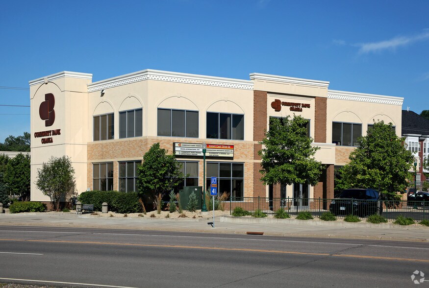 706 Walnut St N, Chaska, MN à louer - Photo principale – Image 1 sur 19