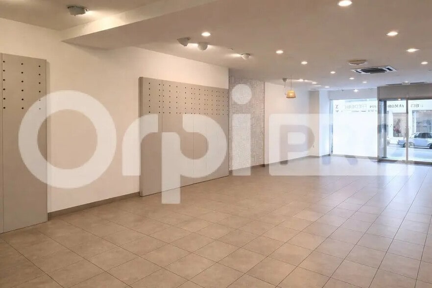 Local commercial dans Montluçon à louer - Photo intérieure – Image 1 sur 5