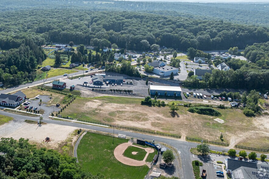 280 Spielman Hwy, Burlington, CT à louer - Aérien – Image 2 sur 2