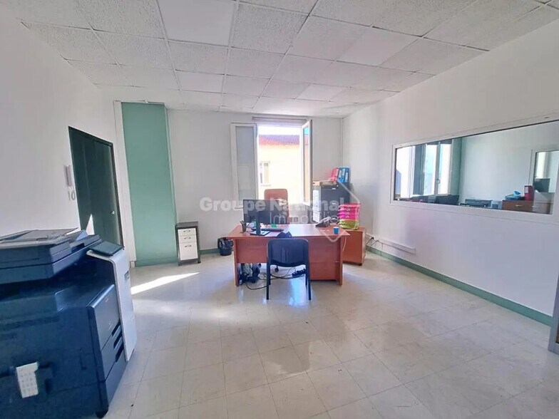 Bureau dans Marseille à vendre - Photo intérieure – Image 2 sur 6