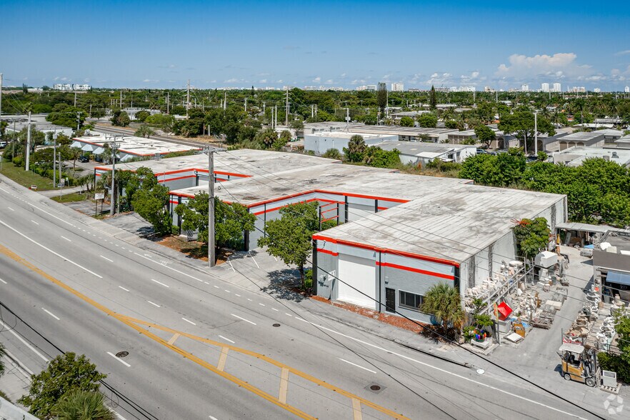 1610-1614 S Dixie Hwy, Pompano Beach, FL à vendre - Aérien – Image 1 sur 10