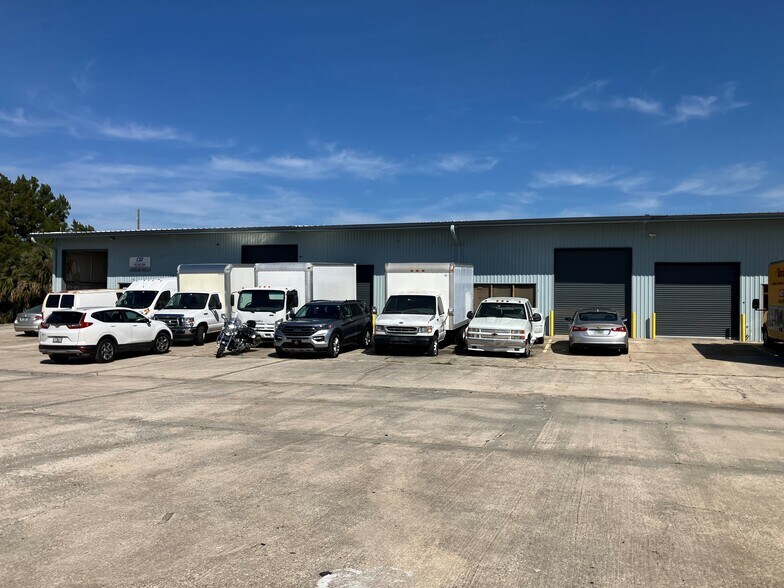 490 North St, Longwood, FL à louer - Photo de l’immeuble – Image 3 sur 21