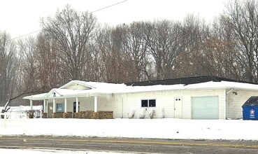 3949 N River Rd, Freeland, MI à vendre Photo intérieure– Image 1 sur 10