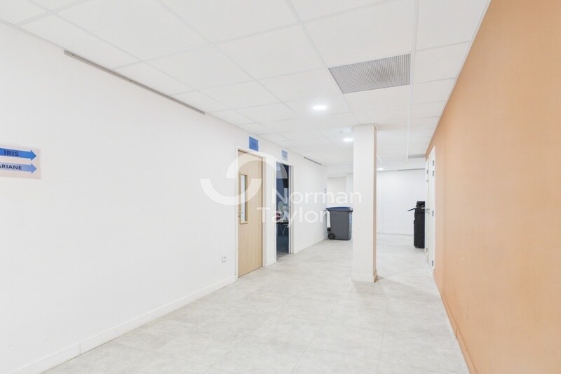 Bureau dans Montpellier à louer - Photo de l’immeuble – Image 3 sur 13