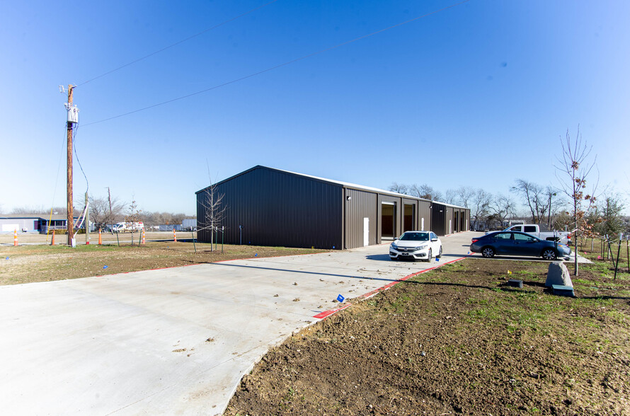 803 S 2nd Ave, Mansfield, TX à louer - Photo de l’immeuble – Image 2 sur 31