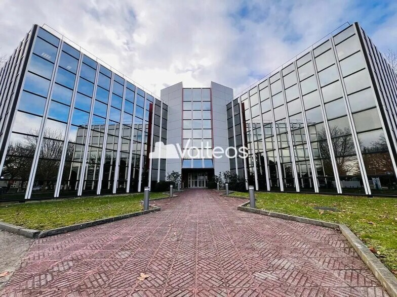 232 Rue De La Découverte, Labège à louer - Photo de l’immeuble – Image 2 sur 15