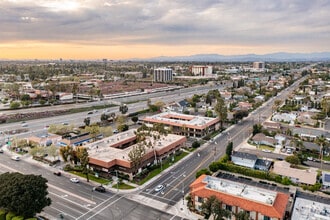 17291 Irvine Blvd, Tustin, CA - Vue aérienne vue de carte