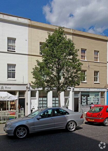 56 Pembroke Rd, Londres à vendre - Photo de l’immeuble – Image 2 sur 2