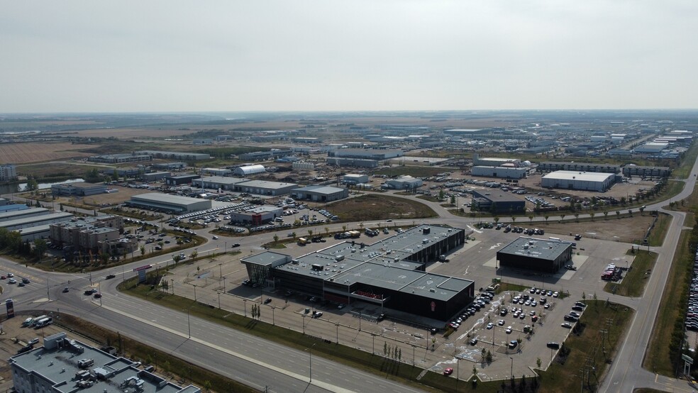 68 Th Avenue And 41 St, Leduc, AB à vendre - Photo de l’immeuble – Image 1 sur 2