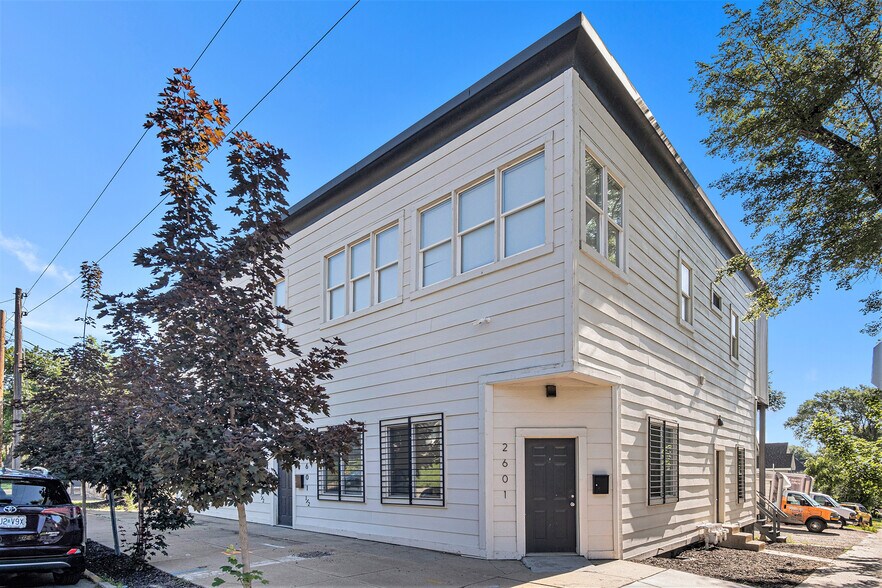 2601-2603 N 45th St, Omaha, NE à vendre - Photo de l’immeuble – Image 1 sur 51