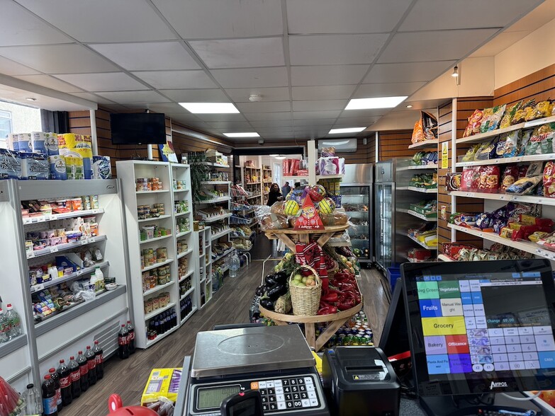 328 High Road Leytonstone, Londres à vendre - Photo de l’immeuble – Image 3 sur 9