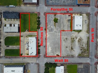 Plus de détails pour 790 Neches, Beaumont, TX - Local commercial à vendre