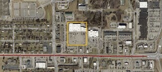 Plus de détails pour 3612-3620 W 3rd St, Bloomington, IN - Local commercial à louer