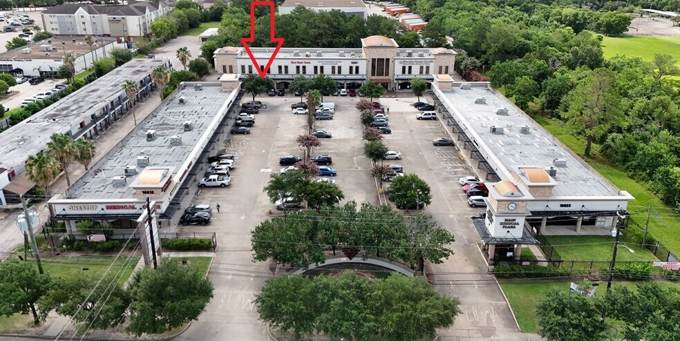 10021 Main St, Houston, TX à louer - Photo de l’immeuble – Image 2 sur 39