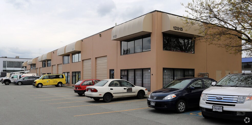 12815 Clarke Pl, Richmond, BC à louer - Photo principale – Image 1 sur 2