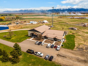 10 Innovation Ln, Bozeman, MT à louer Photo de l’immeuble– Image 1 sur 22