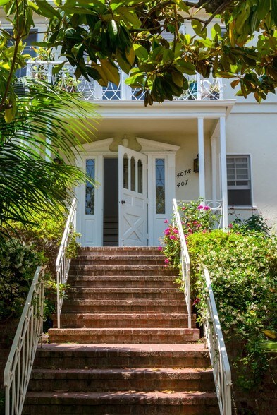 405-411 1/2 Shirley Pl, Beverly Hills, CA à vendre - Photo de l’immeuble – Image 3 sur 27
