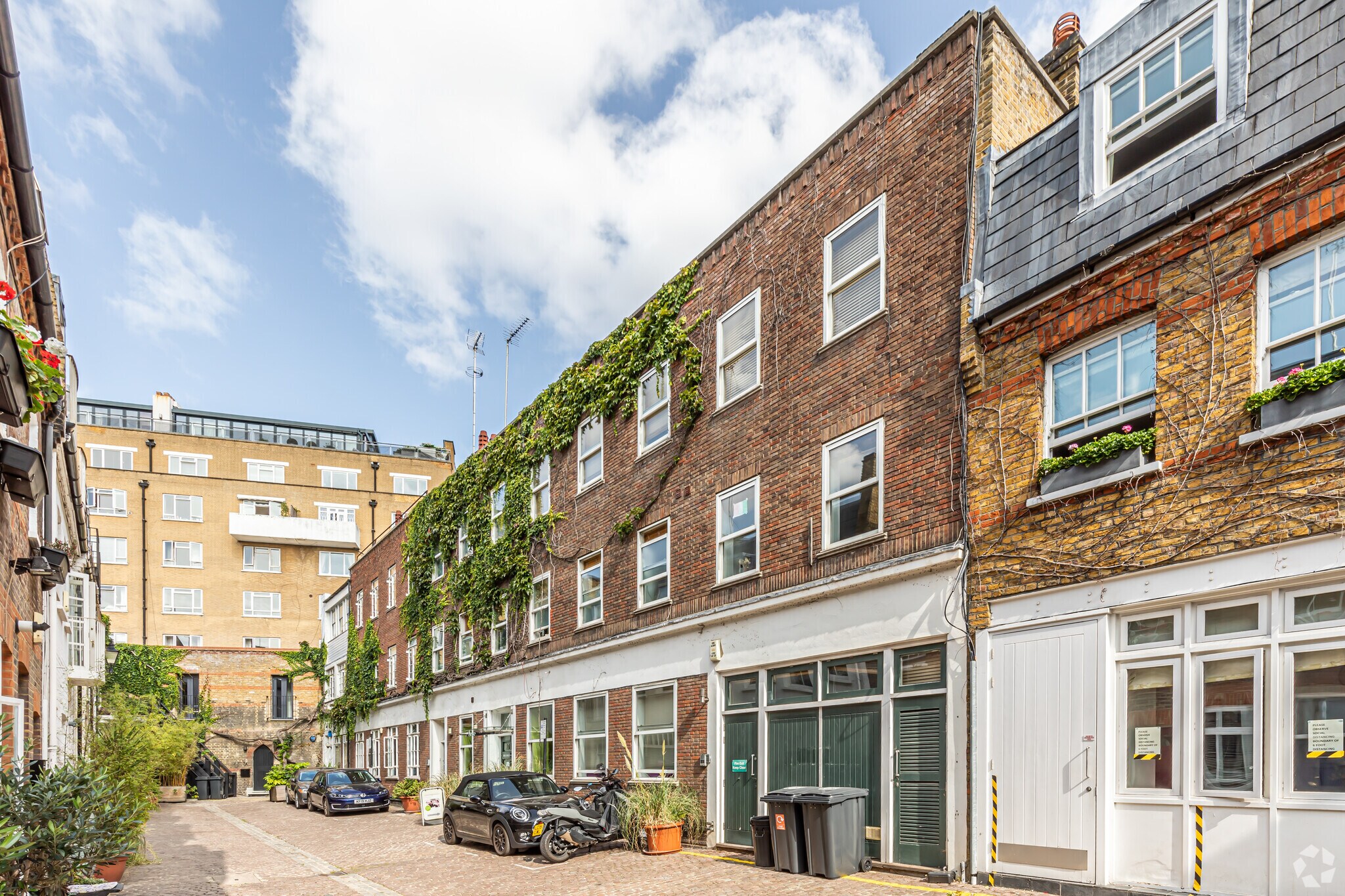 5-6 Kendrick Mews, Londres à louer Photo principale– Image 1 sur 8