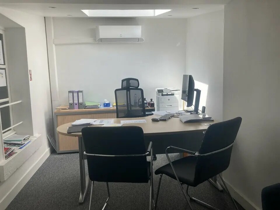 Local commercial dans Blois à louer Photo intérieure– Image 1 sur 4