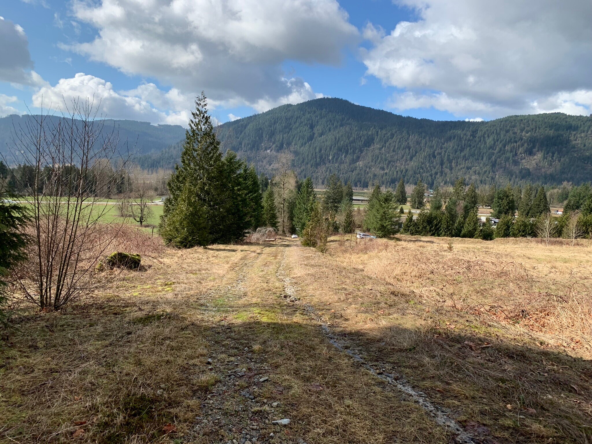 Seux Road and Silvester Road, Fraser Valley, BC à vendre Photo de l’immeuble– Image 1 sur 9