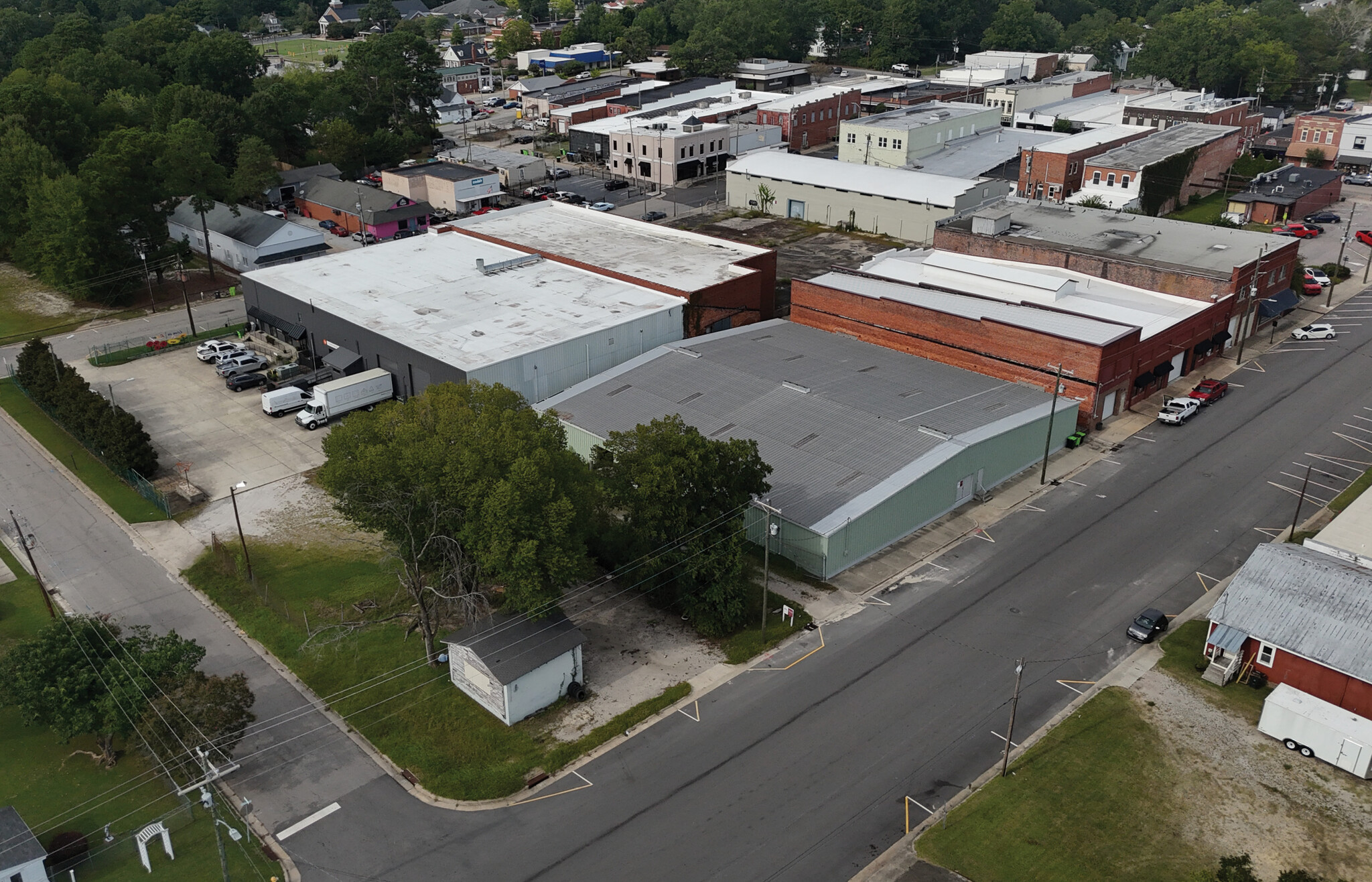 Downtown Zebulon portefeuille de 8 biens à vendre sur LoopNet.fr Aérien– Image 1 sur 15