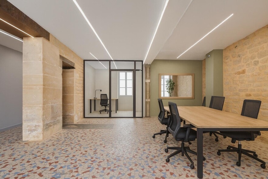 Bureau dans Paris à vendre - Photo de l’immeuble – Image 2 sur 6