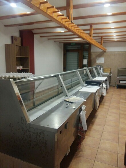 Local commercial dans València à vendre - Photo de l’immeuble – Image 2 sur 10