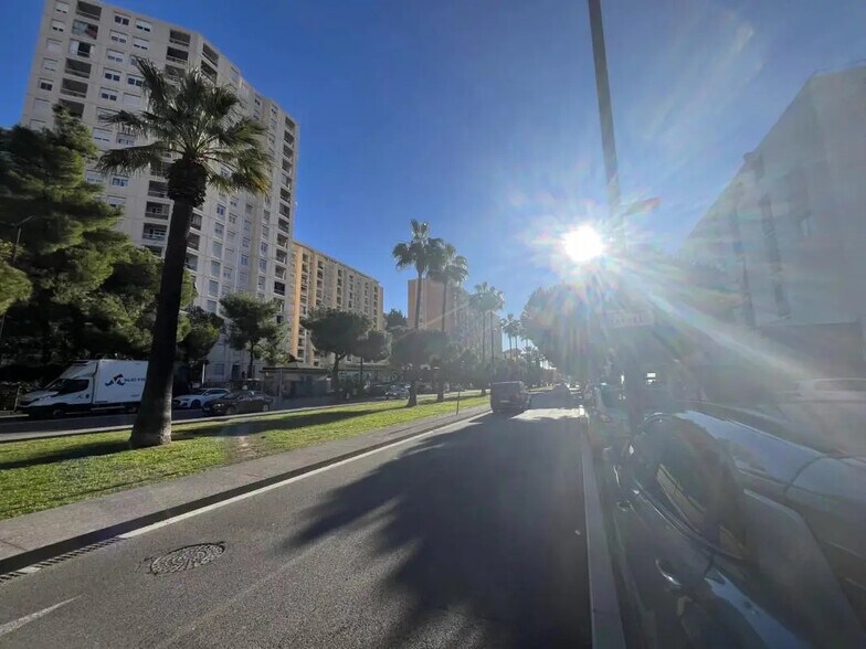 Bureau dans Nice à louer - Photo de l’immeuble – Image 2 sur 17