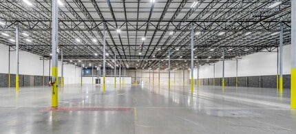 350 Starke Rd, Carlstadt, NJ à louer Photo intérieure– Image 2 sur 7