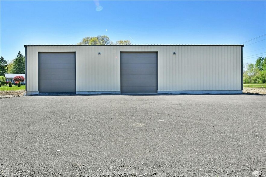 3218 State Rte 5, Cortland, OH à louer - Photo de l’immeuble – Image 1 sur 23
