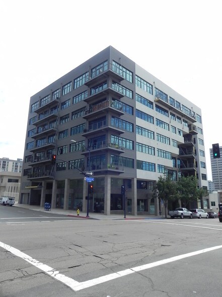 1551 4th Ave, San Diego, CA à vendre - Photo de l’immeuble – Image 3 sur 5
