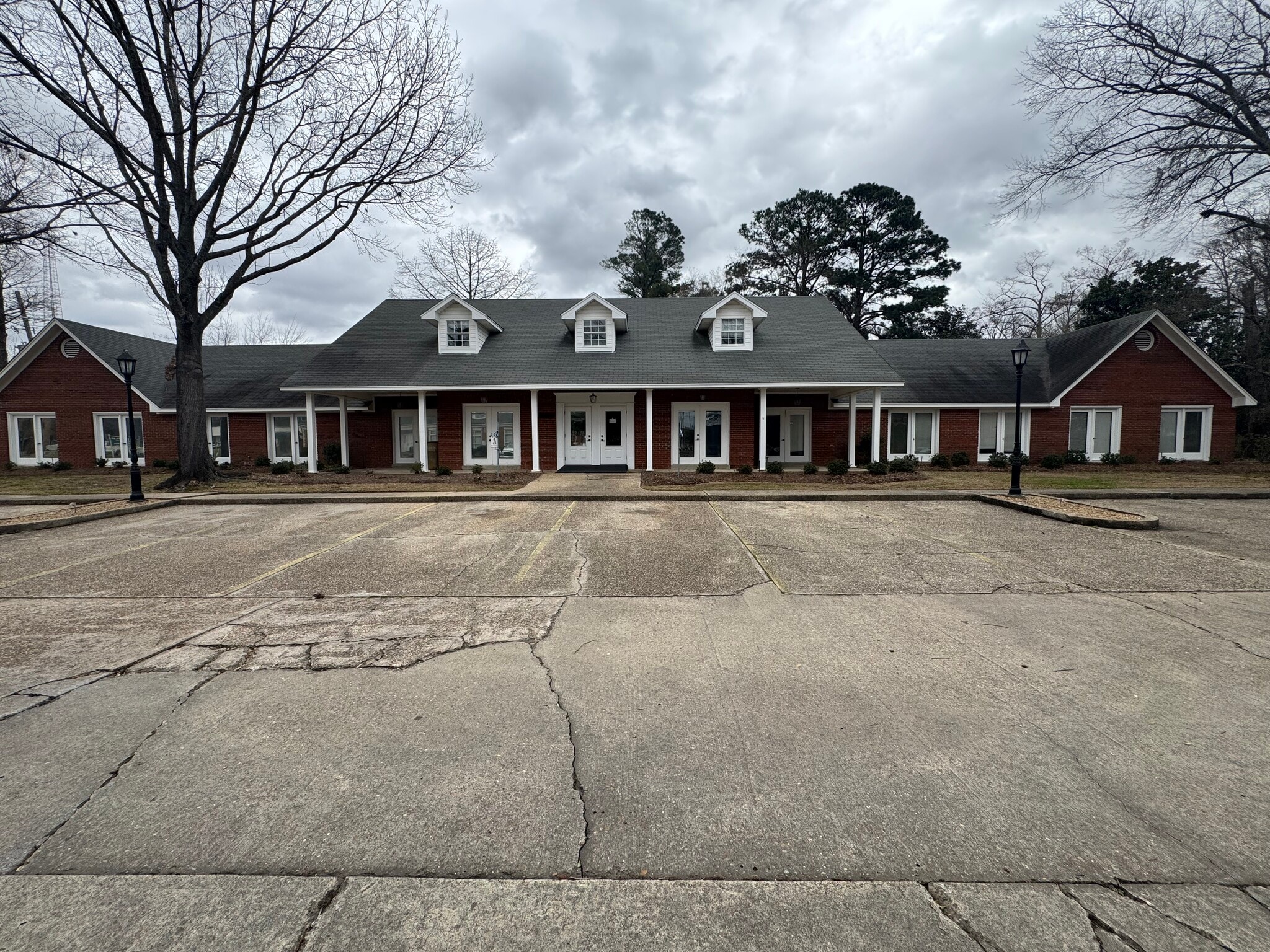 2816 Armand St, Monroe, LA à louer Photo de l’immeuble– Image 1 sur 23