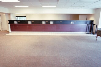 2802 N Lafayette Rd, Indianapolis, IN à louer Photo intérieure– Image 2 sur 5