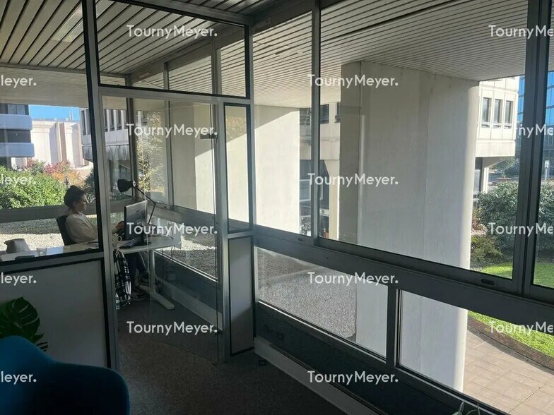 Bureau dans Bordeaux à louer - Photo de l’immeuble – Image 2 sur 8