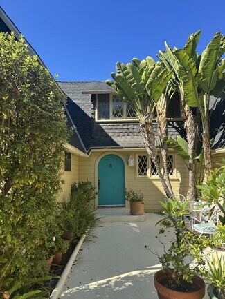 Plus de détails pour 237 Mabery Rd, Santa Monica, CA - Logement à vendre