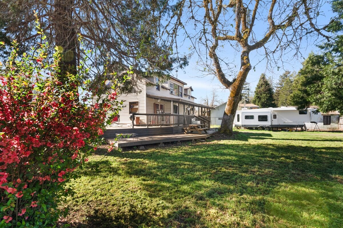 125 Hogue Dr, Selma, OR à vendre Photo principale– Image 1 sur 12