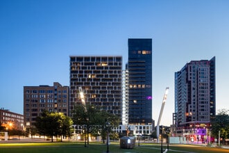 1593 Rue Clark, Montréal, QC à louer Photo de l’immeuble– Image 2 sur 5