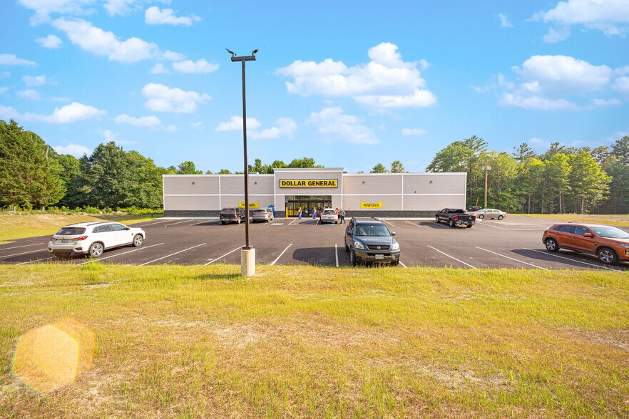 39 Main St, Canaan, ME à vendre - Photo de l’immeuble – Image 2 sur 5