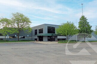 Plus de détails pour 13250-13320 Northend Ave, Oak Park, MI - Local d'activités à louer