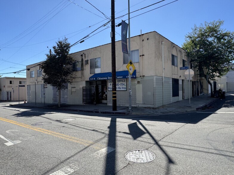630 W College St, Los Angeles, CA à vendre - Photo de l’immeuble – Image 3 sur 10