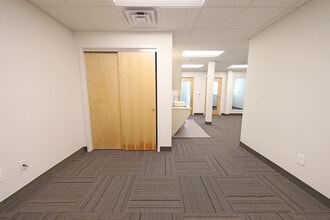 450 Amwell Rd, Hillsborough, NJ à louer Photo intérieure– Image 1 sur 11