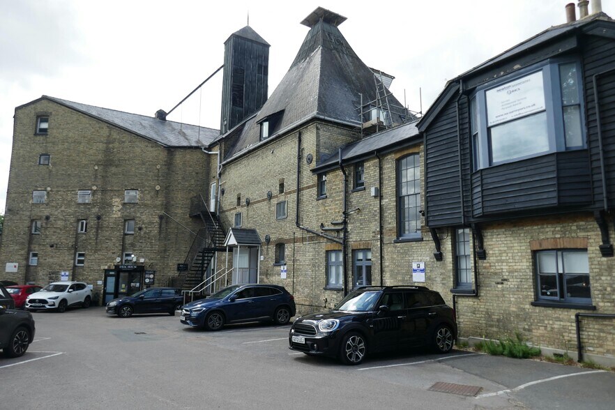 Unit L2B & T, The Maltings, Station Road, Sawbridgeworth à louer - Photo de l’immeuble – Image 2 sur 17