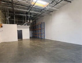 14055 Kirkham Way, Poway, CA à louer Photo intérieure– Image 2 sur 4