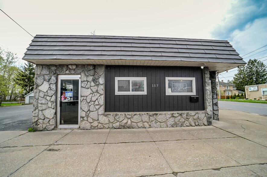 157 Whitesboro St, Yorkville, NY à vendre - Photo de l’immeuble – Image 2 sur 30