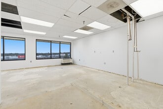 6196 Oxon Hill Rd, Oxon Hill, MD à louer Photo intérieure– Image 2 sur 12