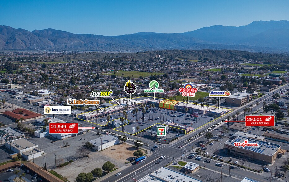 1301-1699 E Florida Ave, Hemet, CA à louer - Aérien – Image 1 sur 14