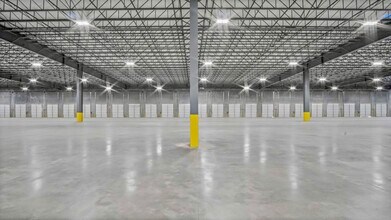 172 Interamerica Blvd, Laredo, TX à louer Photo intérieure– Image 2 sur 3