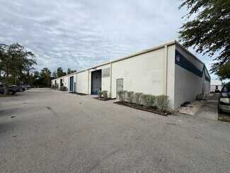 Plus de détails pour 6220 Arc Way, Fort Myers, FL - Industriel/Logistique à louer
