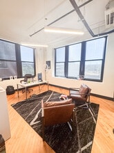 7 NE 6th St, Oklahoma City, OK à louer Photo intérieure– Image 2 sur 5