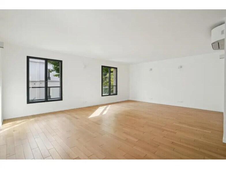4 Rue Jadin, Paris à louer - Photo de l’immeuble – Image 2 sur 15